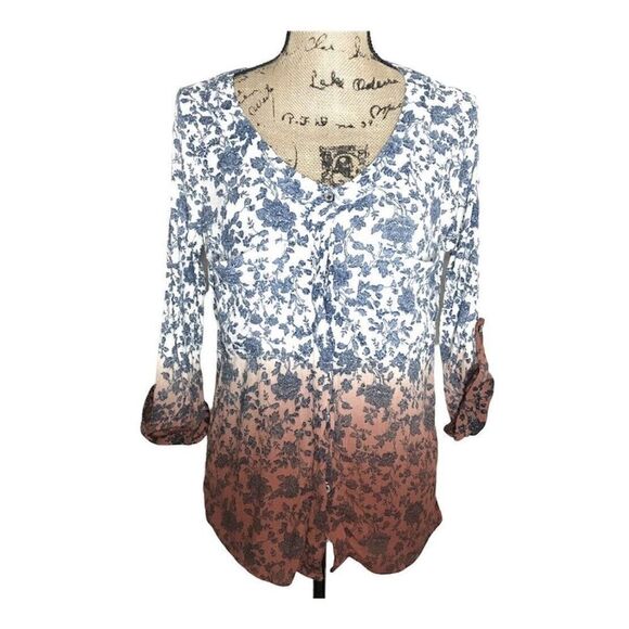 gimmicks by BKE Tops - Gimmicks Womens Dip Dye Ombre Blouse Size XS Open Back with Twist 100% Rayon
